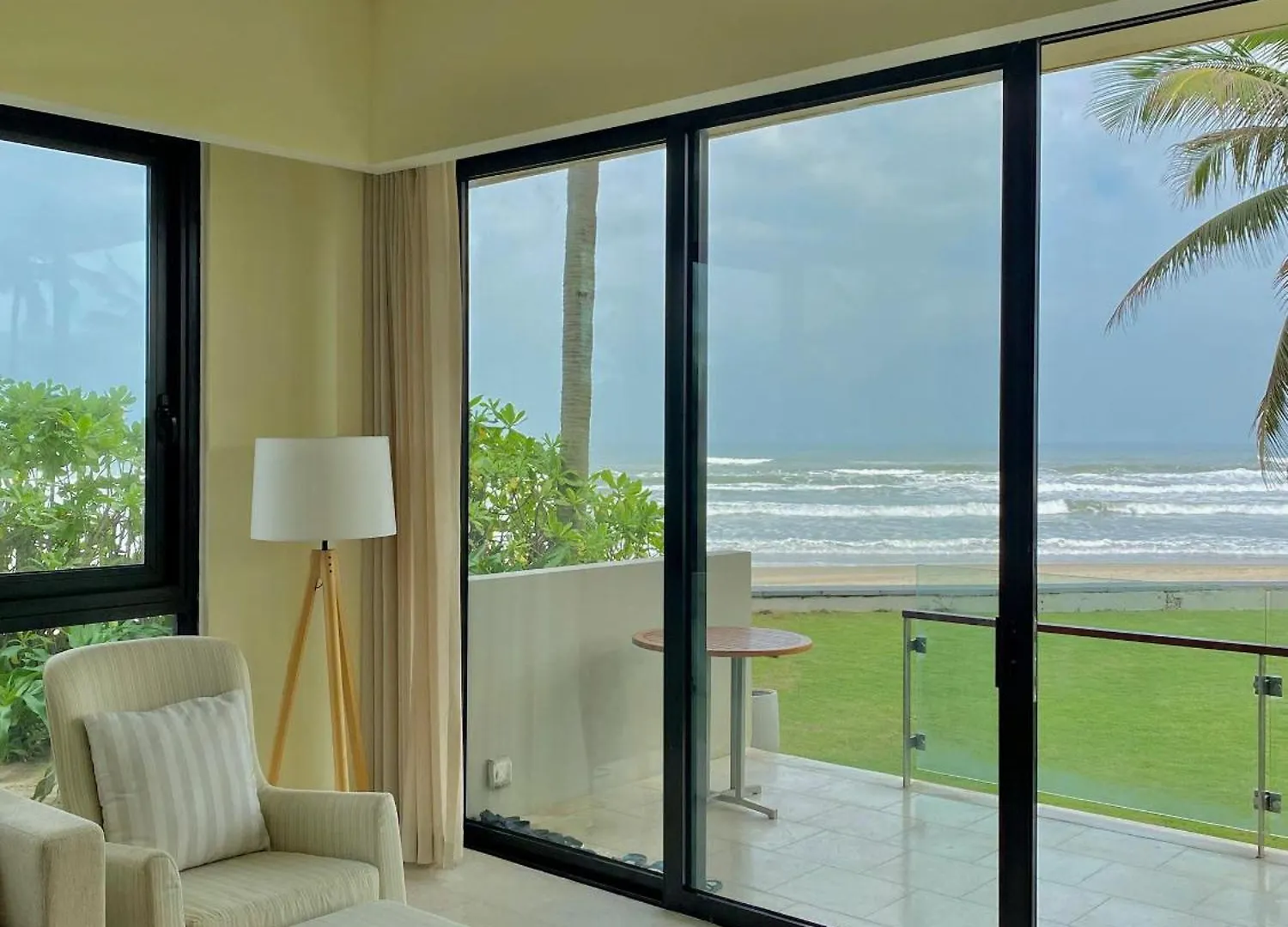 Villa Ocean View And Apartment Da Nang 
